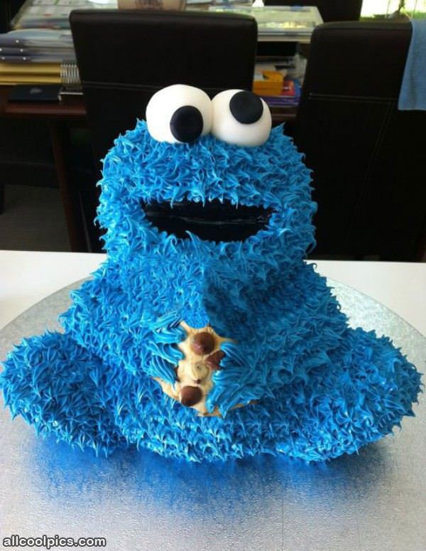 Cookie Monster Cake