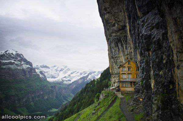 Cool Mountain Side House