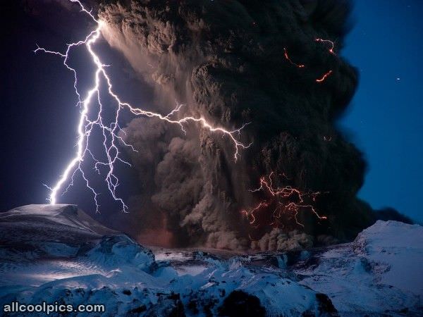 Volcano Lightning