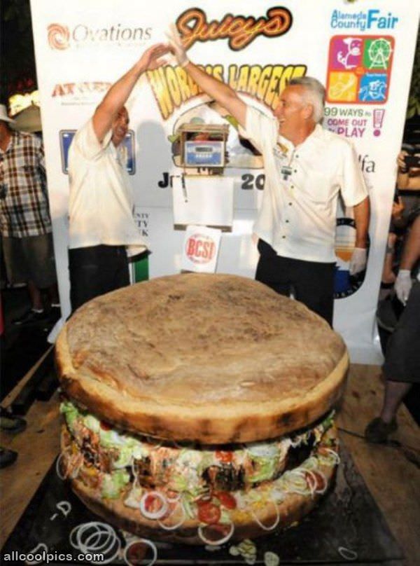 Worlds Largest Cheesburger